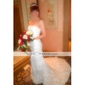 Trumpet/Mermaid Strapless Court Train Taffeta Wedding Dress 