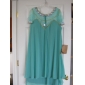 Chiffon Sheath Scoop Knee-length Cocktail Dress With Beaded Neckline