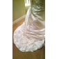Trumpet / Mermaid Strapless Court Train Taffeta Wedding Dress