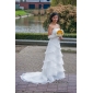 Sheath/Column Strapless Court Train Organza Wedding Dress
