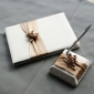 satijnen blush ivoren bruiloft gastenboek en pen set