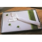 lis calla livre d'or de mariage et un stylo mis en satin blanc