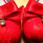 encaje / raso tacón de aguja superior cerrado de los pies con zapatos de encaje de novia de la boda