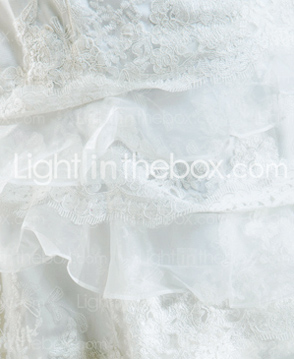 Trumpet/Mermaid Sweetheart Chapel Train Lace Wedding Dress 