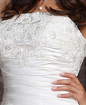 Trumpet/ Mermaid Strapless Court Train Satin Side-draped Wedding Dress