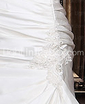 Trumpet/ Mermaid Strapless Court Train Satin Side-draped Wedding Dress