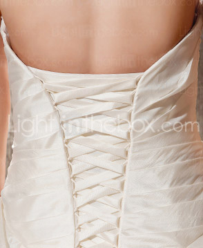 Luxury Opulent Taffeta Chapel Train Wedding Dress