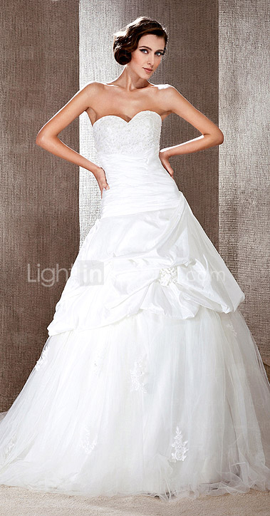 Ball Gown Sweetheart Chapel Train Taffeta Pick-Ups Wedding Dress