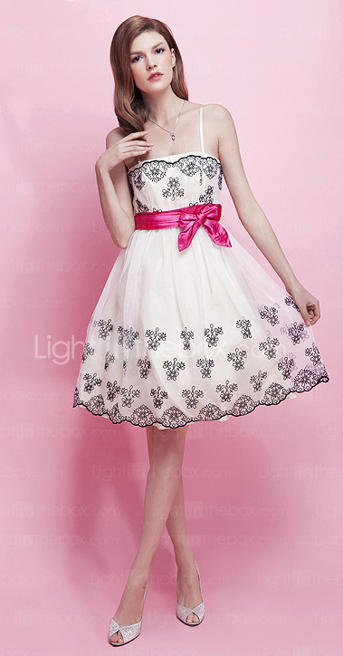 A-line Spaghetti Straps Knee-length Organza Elastic Silk-like Satin Cocktail Dress