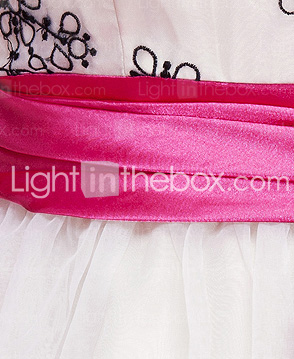 A-line Spaghetti Straps Knee-length Organza Elastic Silk-like Satin Cocktail Dress