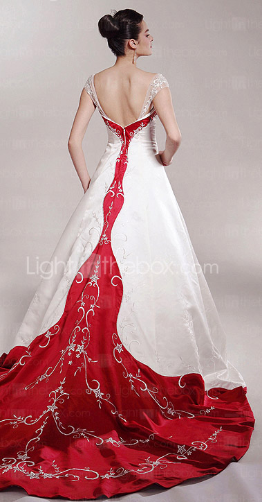 ULTREIA - Vestido de Noiva em Cetim