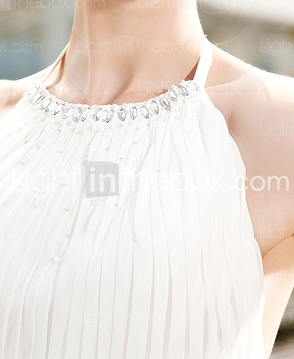 A-line Halter Knee-length Chiffon Wedding Dress 