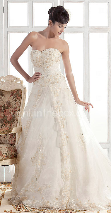 A-line Sweetheart Chapel Train Satin Wedding Dress 