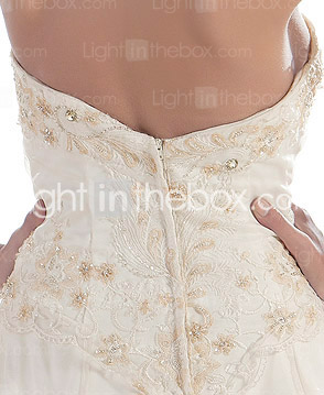 A-line Sweetheart Chapel Train Satin Wedding Dress 