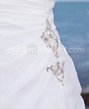 Sheath/ Column Halter Court Train Chiffon Wedding Dress