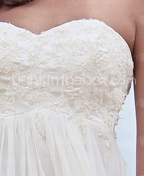 Sheath/ Column Sweetheart Court Train Chiffon Satin Wedding Dress