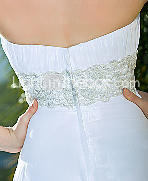 Empire Sheath/Column Strapless Chiffon And Lace Wedding Dress