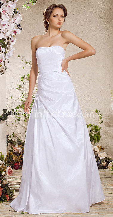 uma linha strapless do assoalho-comprimento vestido de noiva de tule charmosa