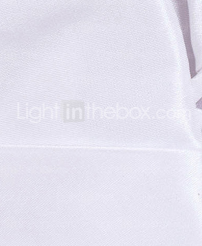 uma linha strapless do assoalho-comprimento vestido de noiva de tule charmosa