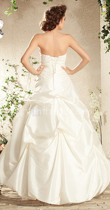 A-line Sweetheart Floor-length Taffeta Wedding Dress