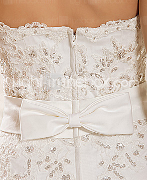 Trumpet/Mermaid High Neck Court Train Lace Tulle Wedding Dress 