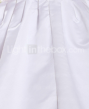 A-ligne carré train chapelle robe de satin désherbage