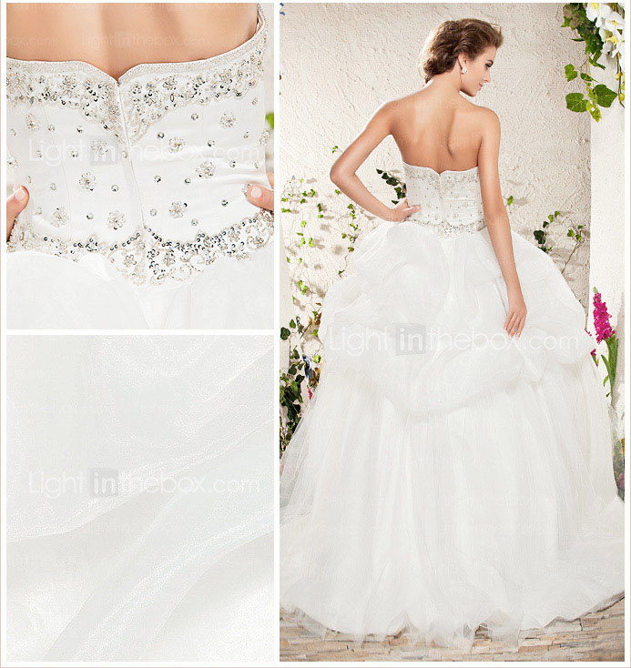 robe de bal sweetheart balayage / pinceau train satin robe de mariée en tulle