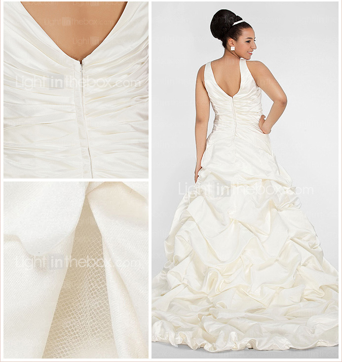 Ballkleid mit V-Ausschnitt Kapelle Zug Satin plus size Hochzeitskleid