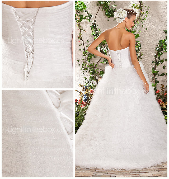 ZUNILDA - Kleid für die Braut aus Tüll